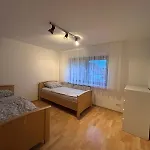 Spacious Family House Near Apartamento