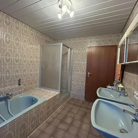 아파트 Spacious Family House Near *