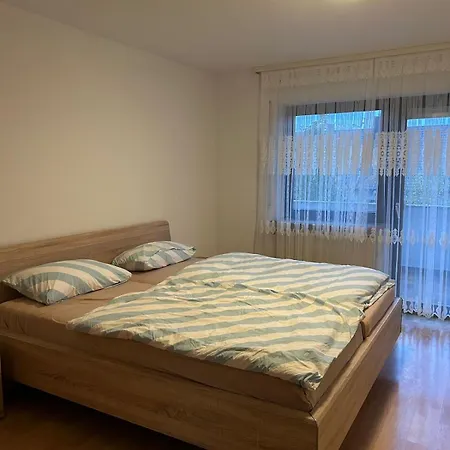 Apartmán Spacious Family House Near *