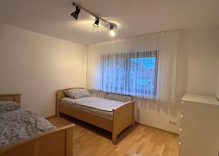 Spacious Family House Near Appartamento